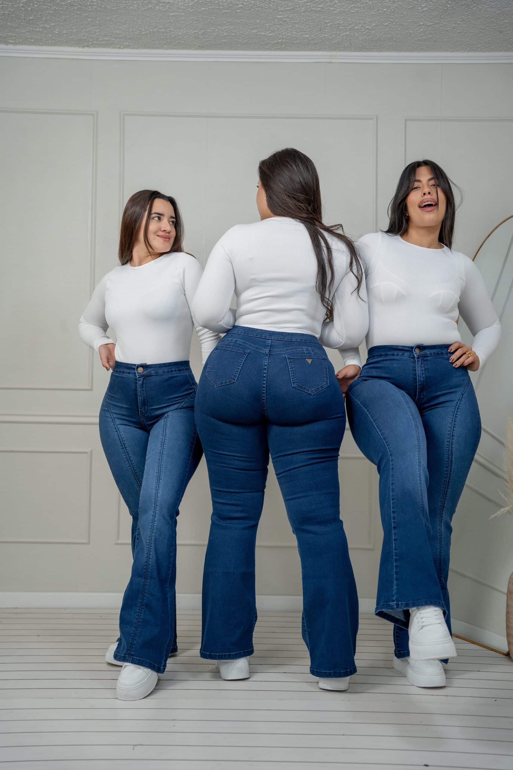 femmenina-17m-126-2
