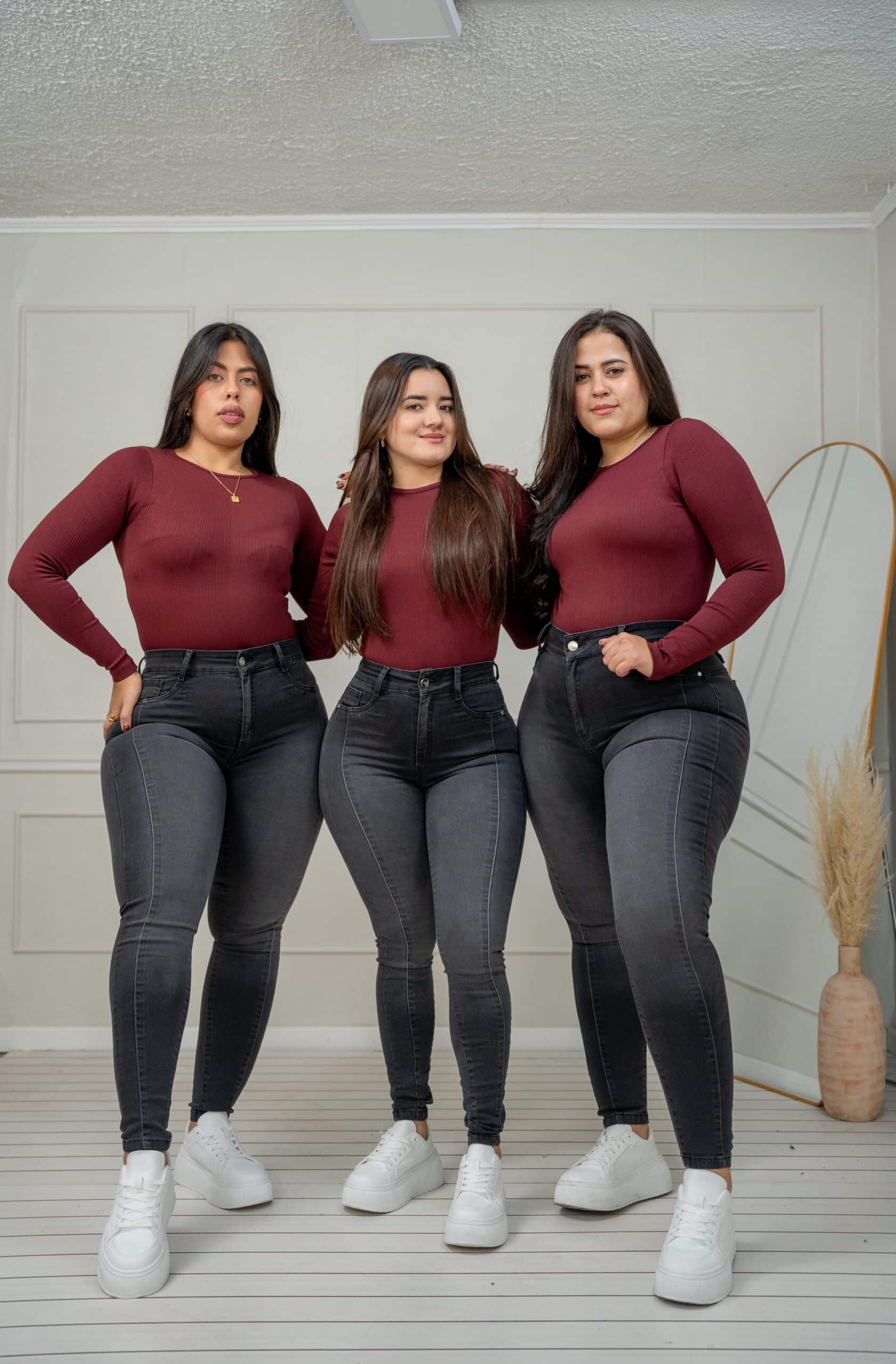 femmenina-17m-146-2