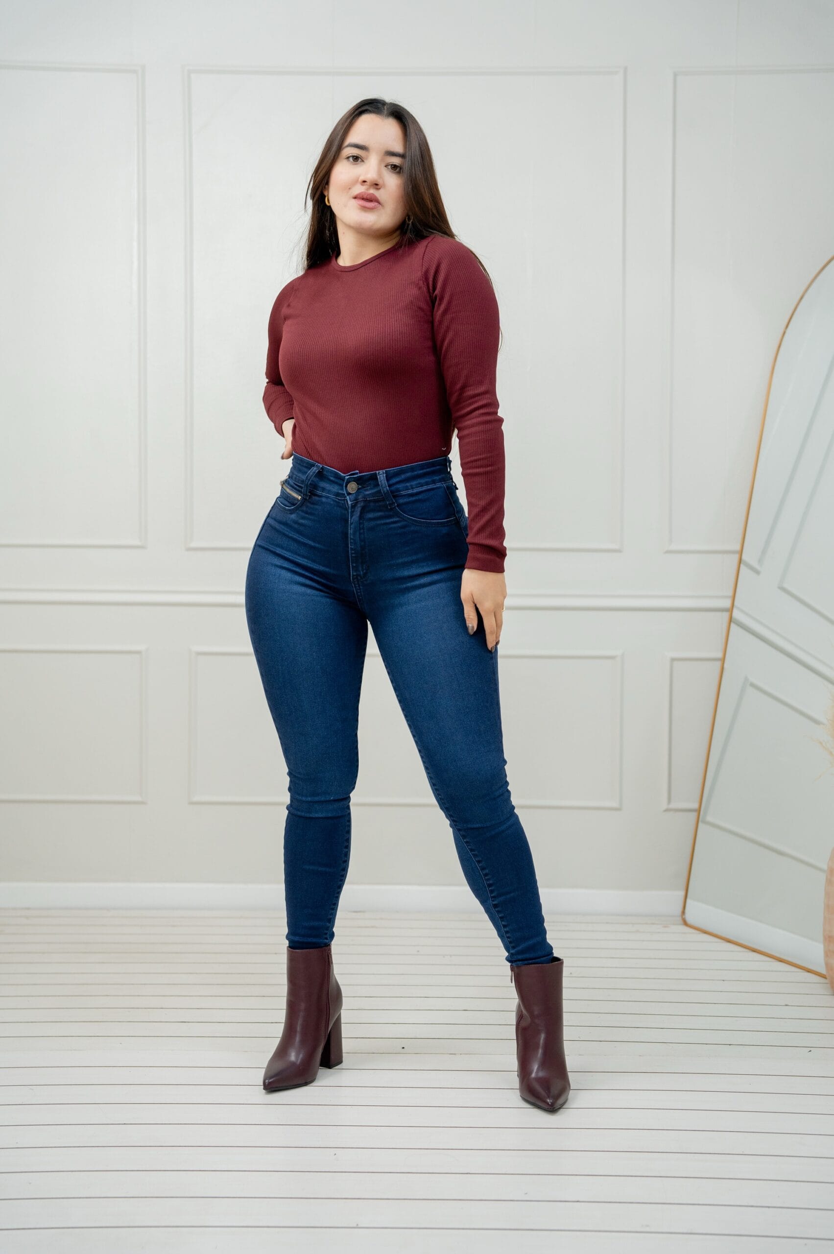 femmenina-17m-72