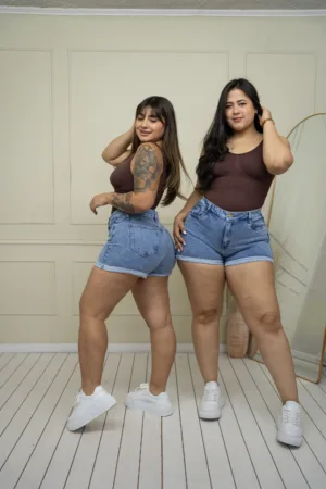 Short Singapur (celeste)