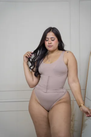 Body Silueta Fit (con faja)