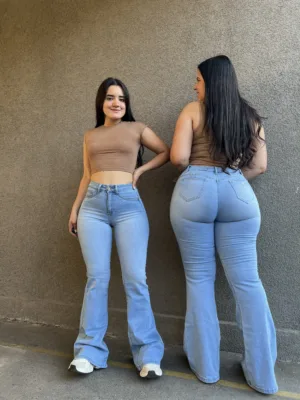 Flare Jeans Filipinas (celeste)