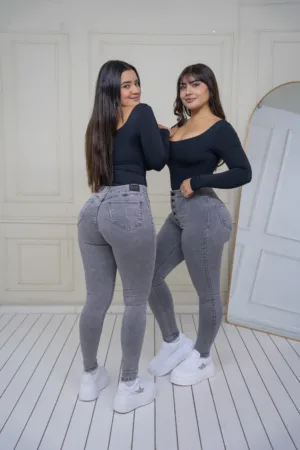 Skinny Jeans Italia - 44
