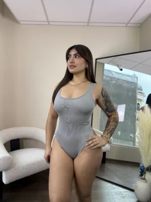 Body reductor escote cuadrado